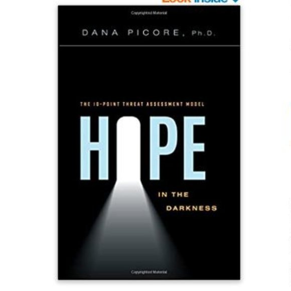Hope In The Darkness: The 10-Point Threat Assessment Model Hardcover w Autograph - Picture 1 of 5